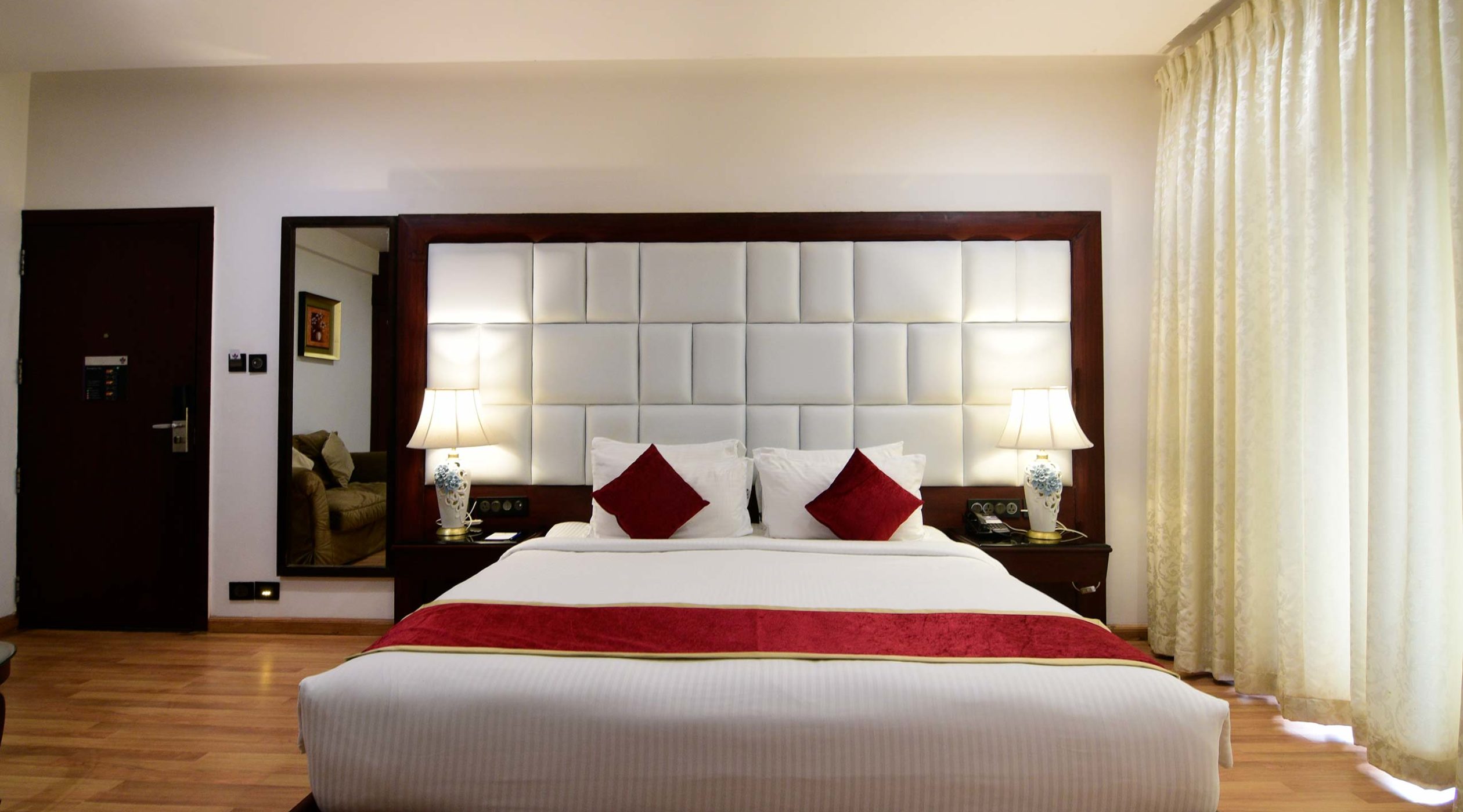 AC MINI DELUXE ROOM